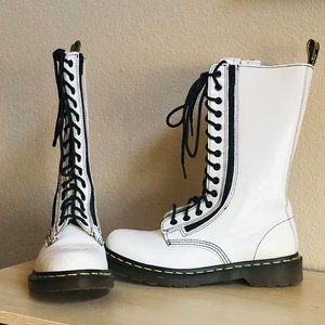 Dr. Martens 14-hole White Leather Boots US Sz 8
